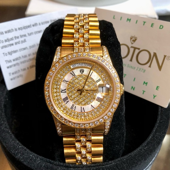 🚨SOLD🚨on Mercari Croton 1st Gen Bellagio Swiss Eta 2834-2 Day Date 25J watch - Picture 3 of 13